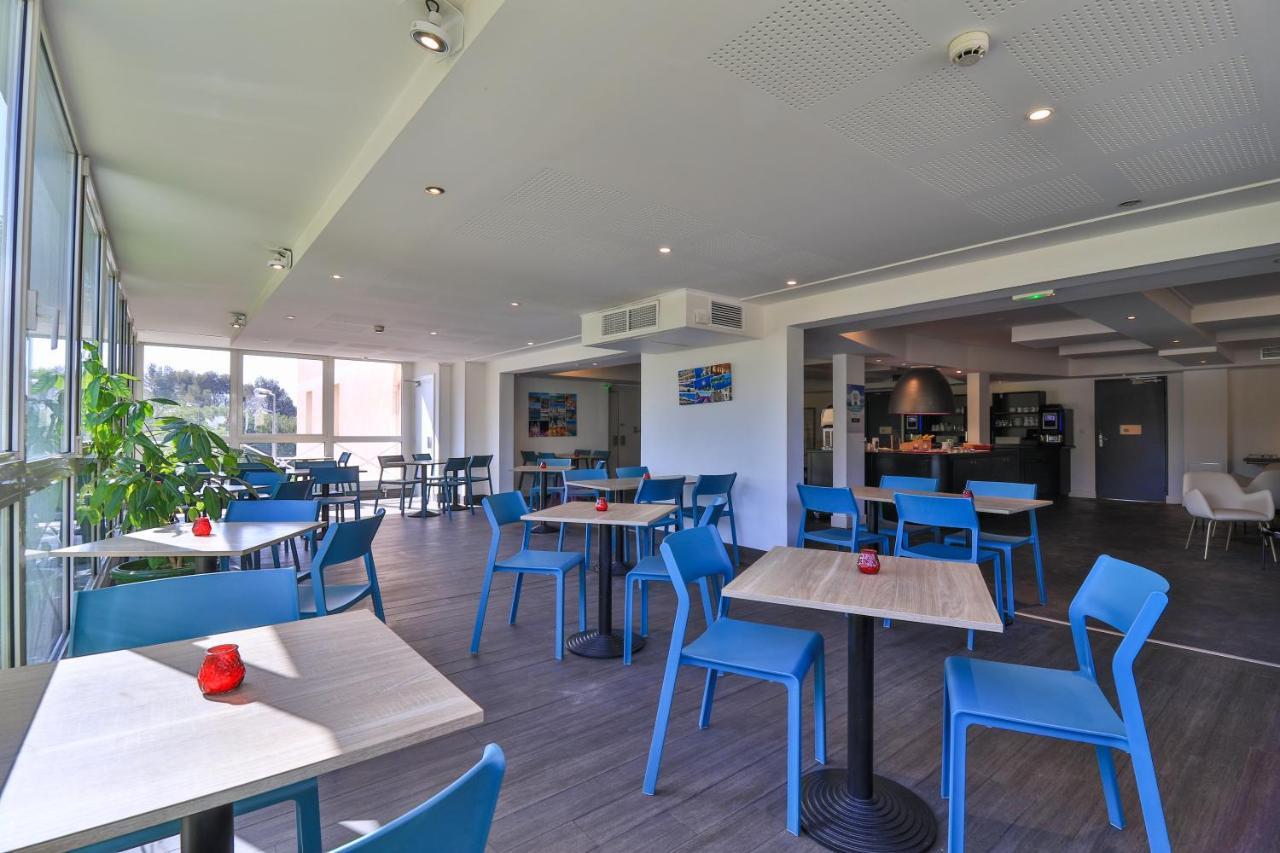 Hotel Restaurant Kyriad Fréjus Exteriér fotografie